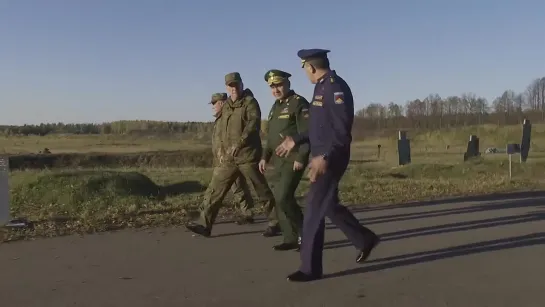 Шойгу проверил ход подготовки призванных в рамках мобилизации на полигонах Западного военного округа — Минобороны РФ