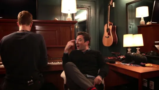 Jimmy Fallon  Chris Martin Sing David Bowies Life On Mars[1]