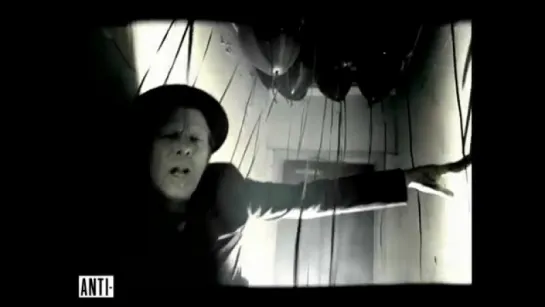 Tom Waits - Gods Away On Business.