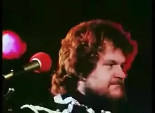 Bachman Turner Overdrive - You Aint Seen Nothing Yet