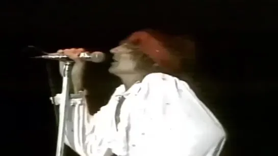 Rod Stewart - You Keep Me Hangin' On