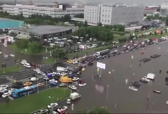 Сильный дождь в Москве (20.06.20) [NR]