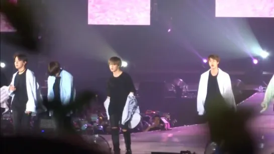 [FANCAM] 170429 BTS - Spring Day @ 2017 BTS LIVE TRILOGY EPISODE III: The Wings in Jakarta