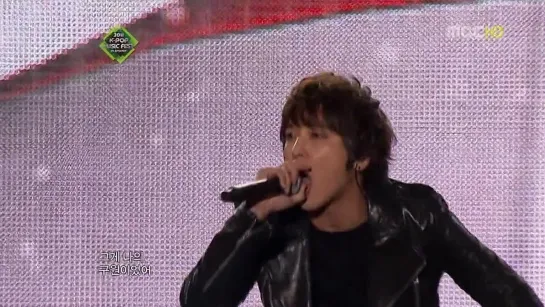 [PERF] 4.12.2011 YoSeob, G.O & CN Blue - Run Into The Sky @ Live on MBC K-Pop Music Festival in Sydney