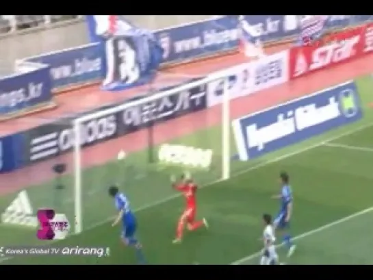 [ENG] 24.05.2012 ArirangTV Showbiz Korea - FC Men vs Maetan Junior High Friendly Match - DooJoon, YoSeob, KiKwang