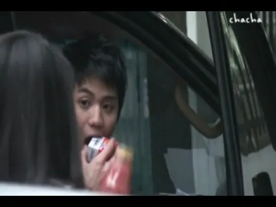 [FANCAM] 11.10.2010 YoSeob after SGB Recording