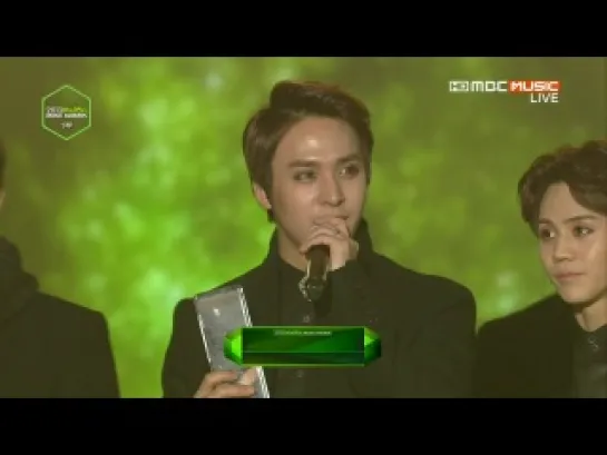 [CUT] 14.11.2013 BEAST - Top 10 Artists Award @ 2013 MelOn Music Awards