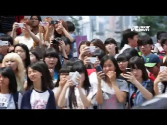 [CLIP] Dunkin Donuts Fansign with BEAST