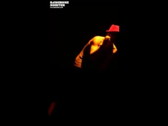 [FANCAM] 19.02.2011 HyunSeung's abs @ Welcome Back to BEAST Airline