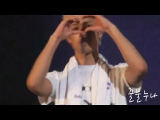 [FANCAM] 12.12.2010 DongWoon @ Welcome to B2ST Airline Concert