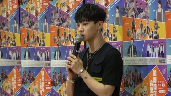 [PRESS] 02.10.18 Highlight's GiKwang Backstage interview @ 2018 Youth Concert in Hongkong