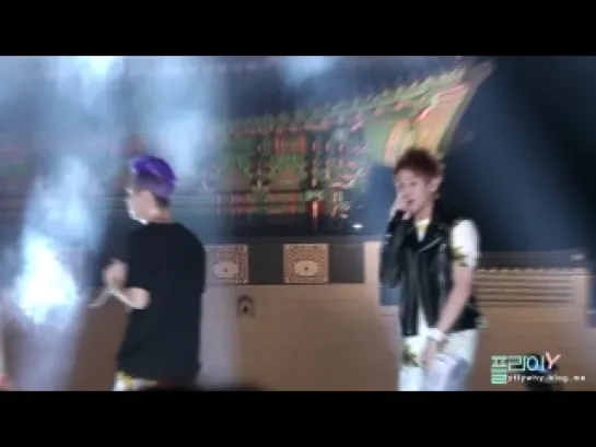 [FANCAM] 26.07.2012 YoSeob singing Thanks To #2 @ Inkigayo Mini-Concert