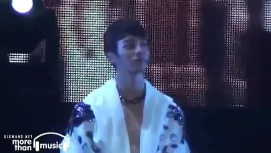 [FANCAM] 13.11.2010 KiKwang @ Mnet Ultimate Live in Asia (Thailand)