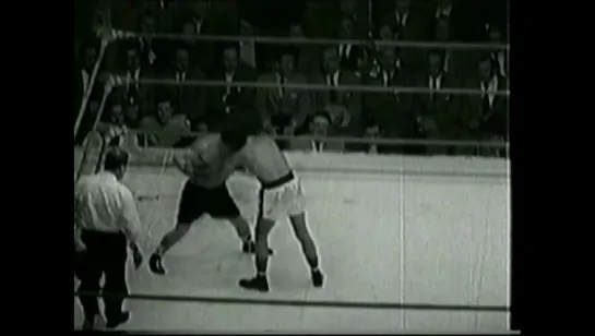 1952-11-19 Boxing ¦ Willie Pep vs Fabela Chavez