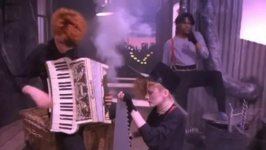 Thompson Twins - Quick Step + Side Kick Music Videos (1982 - 1983)