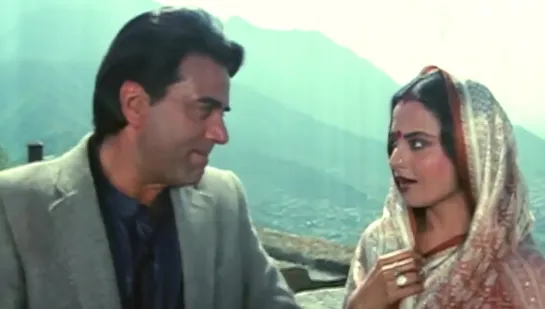 MERE SAATHI - Baazi songs Dharmendra, Rekha