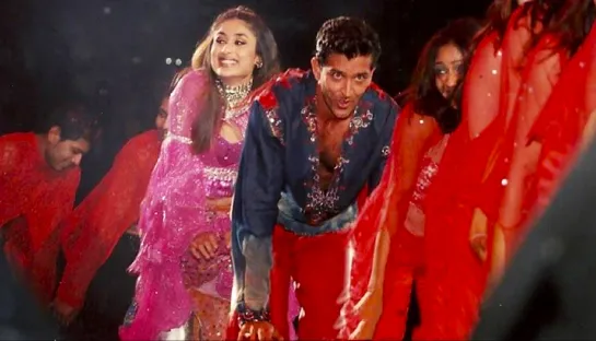 Hrithik Roshan and Kareena Kapoor performance