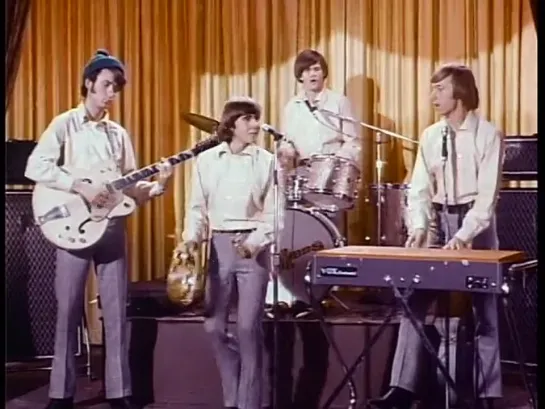 1966 - 'The Monkees' -"I`m a believer"