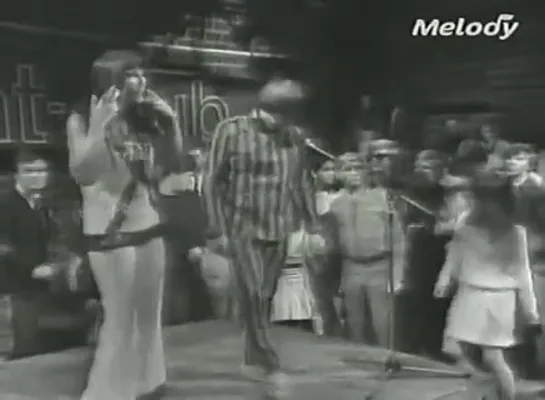 1966 - Sonny and Cher -"Little man"