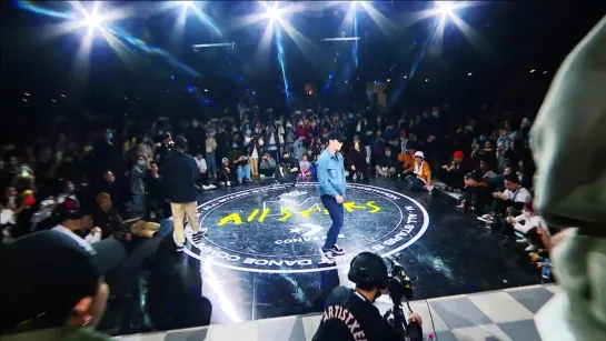 [VIDEO] 201101 Lay @ Converse M All Stars Street Dance Competition