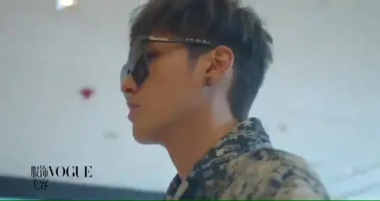 [VIDEO] 200806 Kris Wu @ Louis Vuitton Men's Spring-Summer 2021 Show In Shanghai