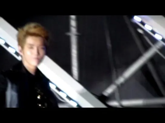 [FANCAM] 120609 Kris Focused @ SMTOWN in Taiwan