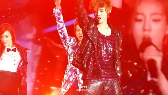 [FANCAM] 120609 EXO & TTS - DJ Got Us Falling In Love Again (Chanyeol Focus) @ SM TOWN in Taiwan