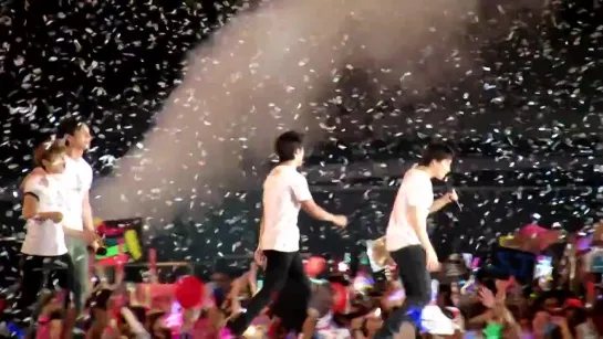 [FANCAM] 120609 EXO - Ending @ SM TOWN in Taiwan