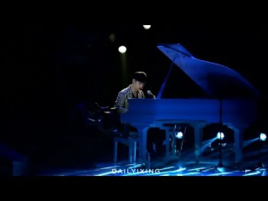 [FANCAM] 141027 Lay Playing Piano @ The Generation Show