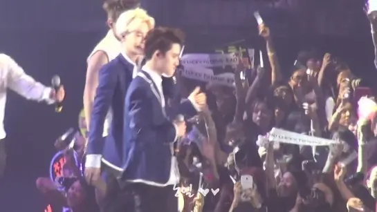 [FANCAM] 140524 EXO - Lucky (Xiumin focus) @ EXO FROM EXOPLANET #1 – THE LOST PLANET – in HONGKONG