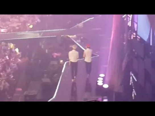 [FANCAM] 140524 Xiumin @ EXO FROM EXOPLANET #1 - THE LOST PLANET DAY 2