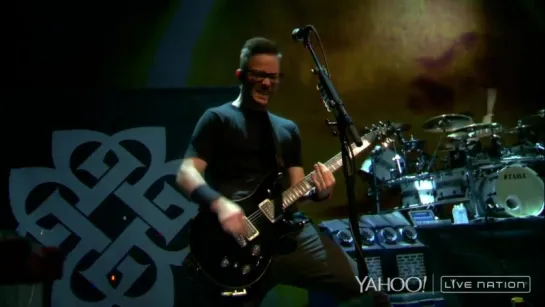 Breaking Benjamin - Blow Me Away (Live HD at Old National Centre 2015)(Alt.Metal)