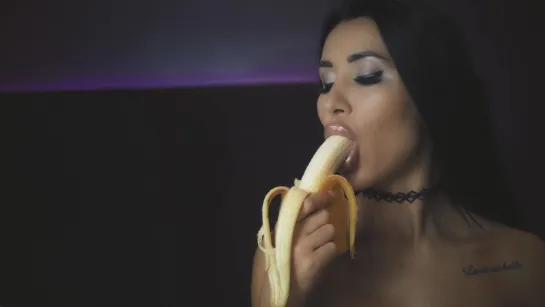 2348178 Eating fresh banana Video