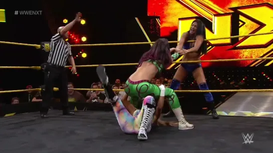 Aliyah & Liv Morgan vs Peyton Royce & Billie Kay