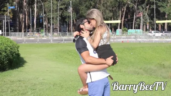 Kissing Battle - São Paulo FC vs Corinthians