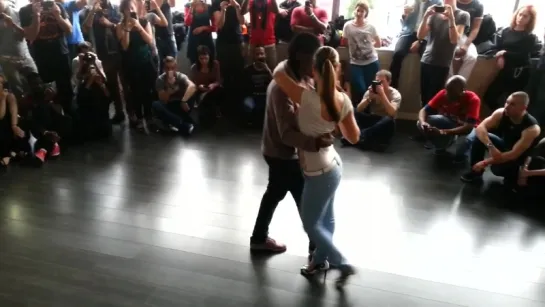 Enah  IsaBelle at EMOÇAO Kizomba Festival Paris - Четкий бит!