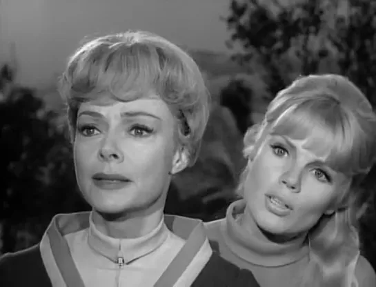 Затерянные в космосе / Lost in Space (1965–1968 США) сезон 1 серия 26 / Все, что блестит