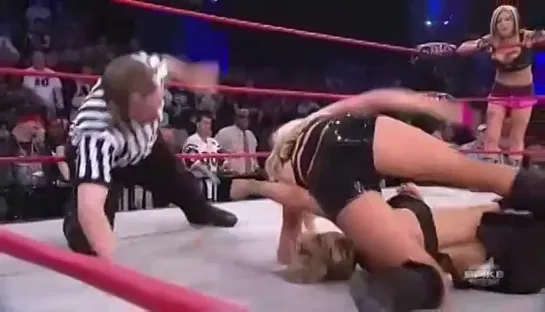 Taylor Wilde & Hamada vs The Beautiful People(Lacey von Erich & Velvet Sky)(TNA Womens Knockouts tag team titles)