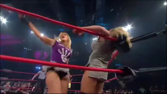 Taylor Wilde, ODB, & Roxxi vs The Beautiful People(Angelina Love & Velvet Sky) & Sharmell(w/Cute Kip)