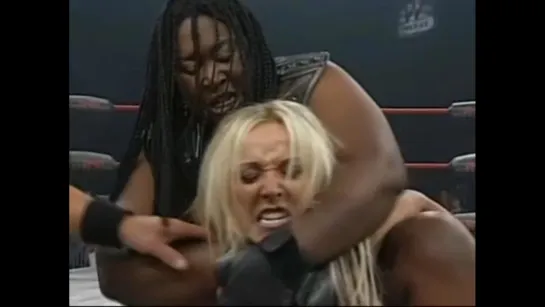 Taylor Wilde vs Awesome Kong(w/Raisha Saeed)(TNA Women's Knockout title)