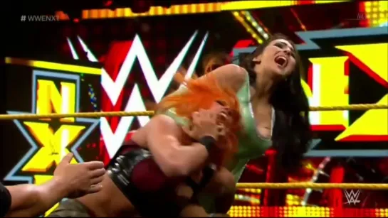 Becky Lynch vs Billie Kay