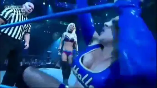 Velvet Sky vs Angelina Love