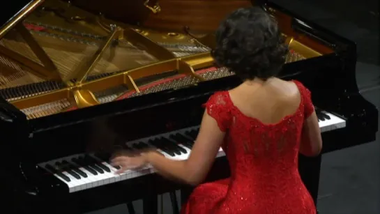 Khatia Buniatishvili performs Ravel, Liszt and Stravinsky (Verbier, 2015)