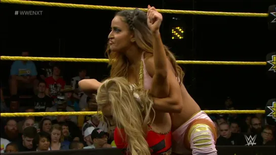 Carmella vs Aliyah