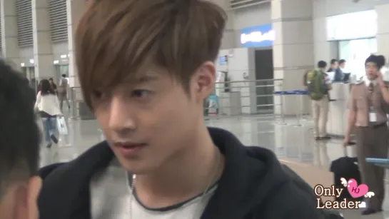 2012.05.30 Kim Hyun Joong fancam@ incheon airport departed - Chengdu