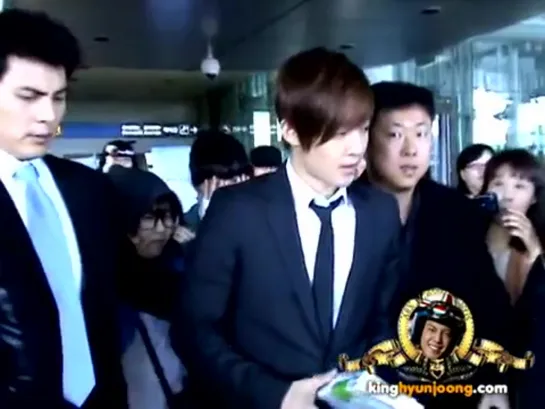 2012.03.25 KIM HYUN JOONG fancam - Incheon Intl' Airport (Arrival from Shanghai, China)