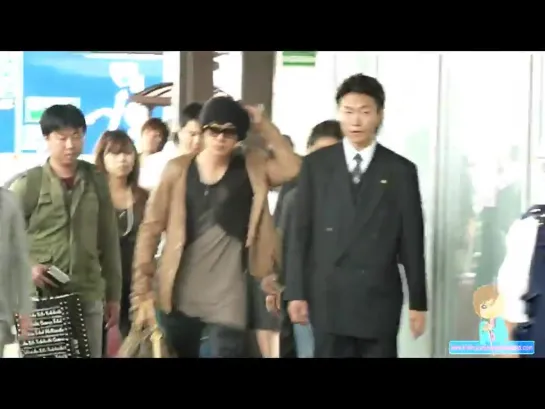 2010.10.12 Kim Hyun JoonG@Haneda Airport