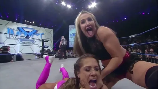 Brooke vs Sienna (w/Maria)