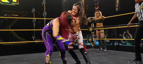 Io Shirai & Zoey Stark vs Kacy Catanzaro & Kayden Carter (NXT Women's Tag Team titles)