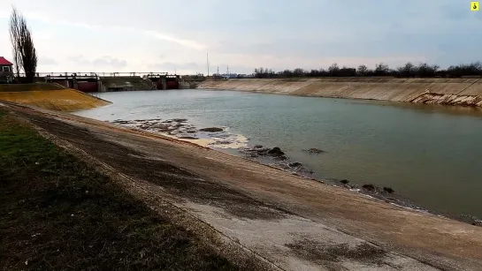 В Северо-Крымский канал пошла первая Днепровская вода!